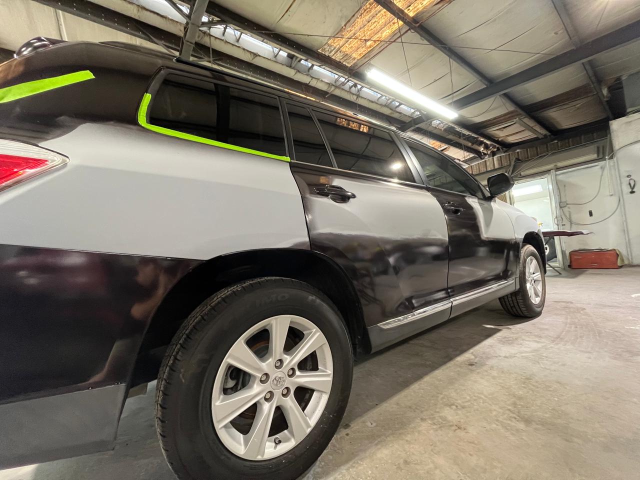 Toyota Highlander rear quarter panel paint blend - seamless color match at The Drip Auto Body